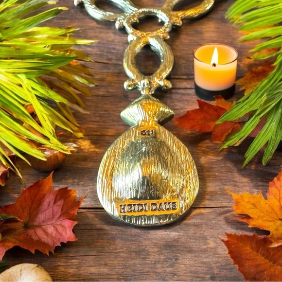 HEIDI DAUS Beaded Faux Pearl Statement Necklace - Picture 7 of 9